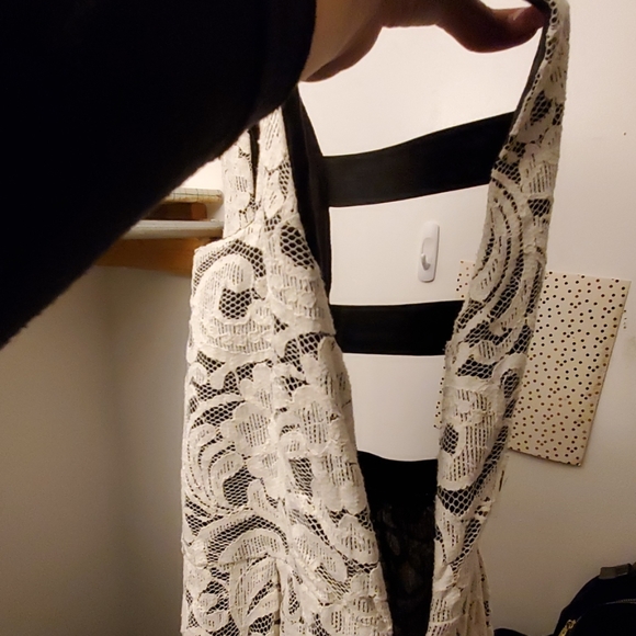 Dress - Picture 4 of 4